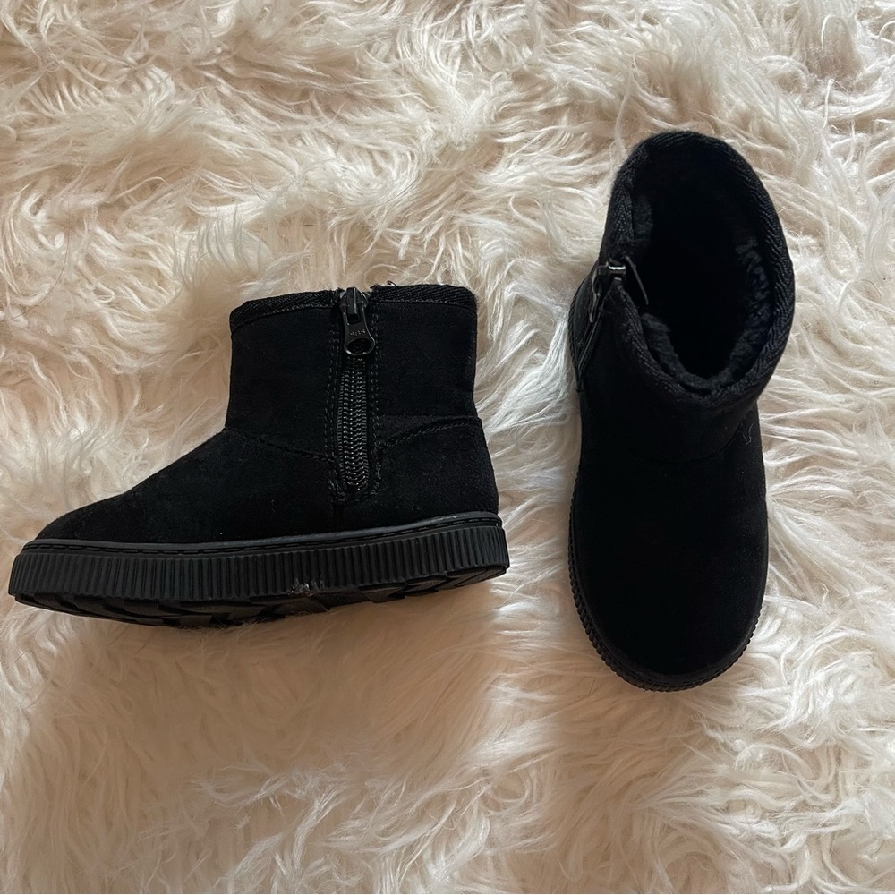 Cat and Jack Black Fur Lined Boots